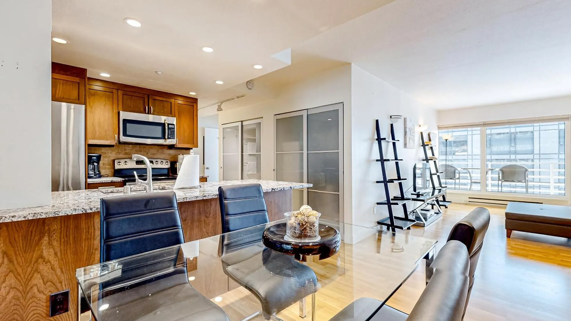 Puget Sound Place Seattle Apartment